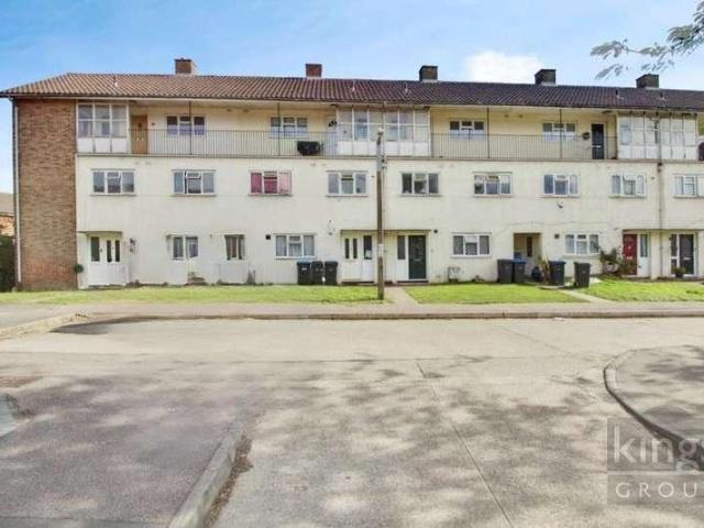Flat for sale in The Stow, Harlow