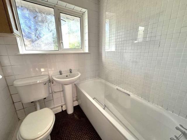 Flat for sale in St. Stephen's, The Bridge