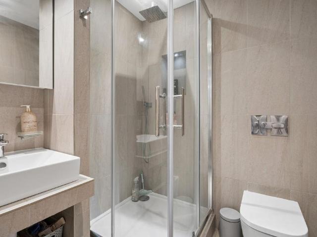 Flat for sale in Wooburn, Berghers Hill