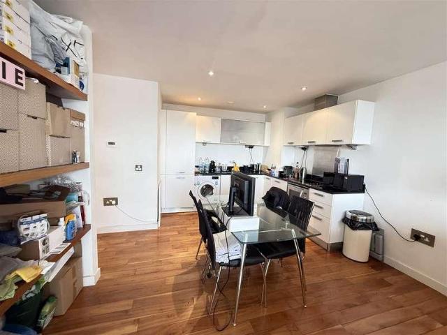 Flat for sale in City Centre, Salford