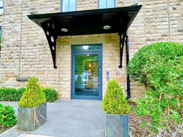 Flat for sale in Golcar, West Yorkshire