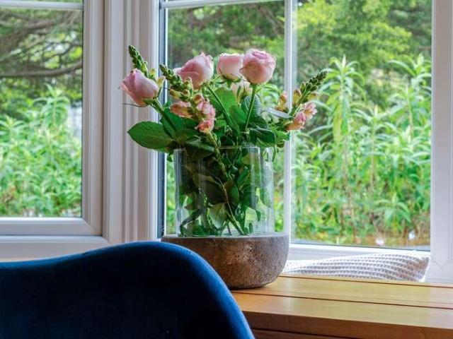 Flat for sale in Westborough, Surrey