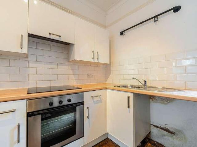 Flat for sale in Leyton, Greater London