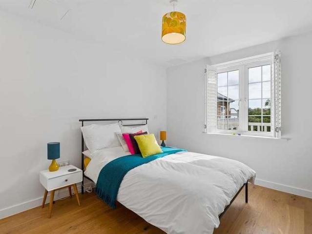 Flat for sale in Thurston Park, The Bridge