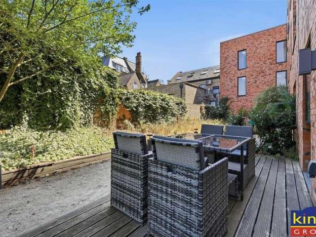Flat for sale in Greater London