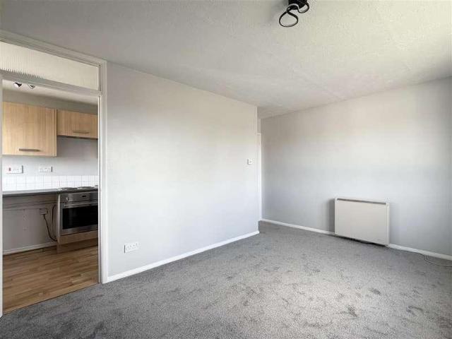 Flat for sale in Bobblestock, Lower Bullingham
