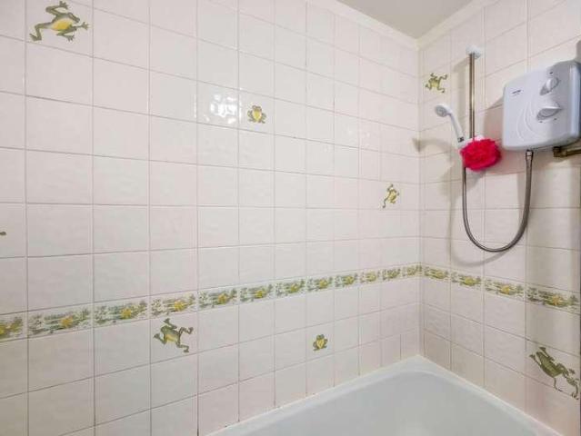 Flat for sale in Queen's Park, Brighton & Hove