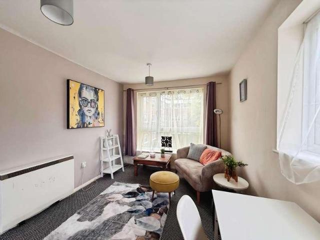 Flat for sale in Aggborough, Wyre Forest
