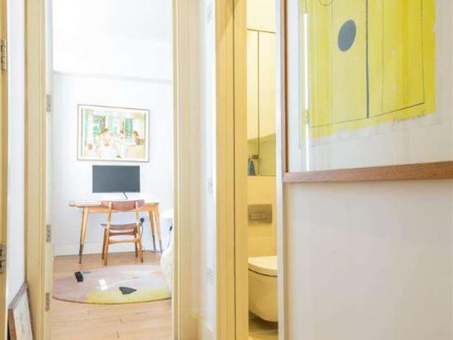 Flat for sale in Camberwell, Greater London