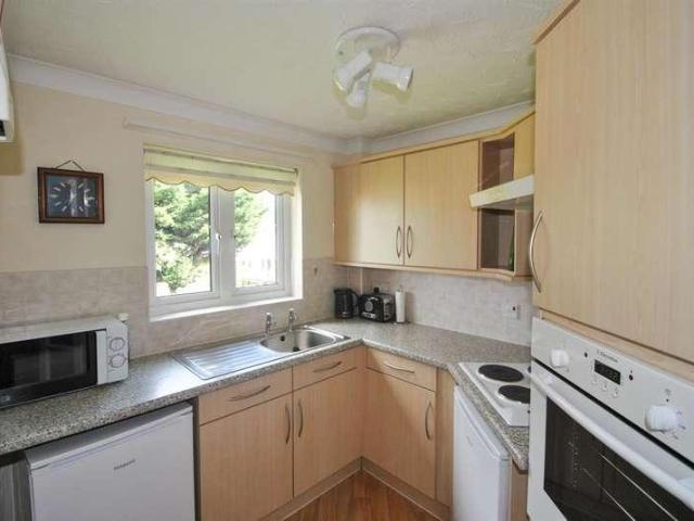 Flat for sale in Feckenham, City Of Bristol