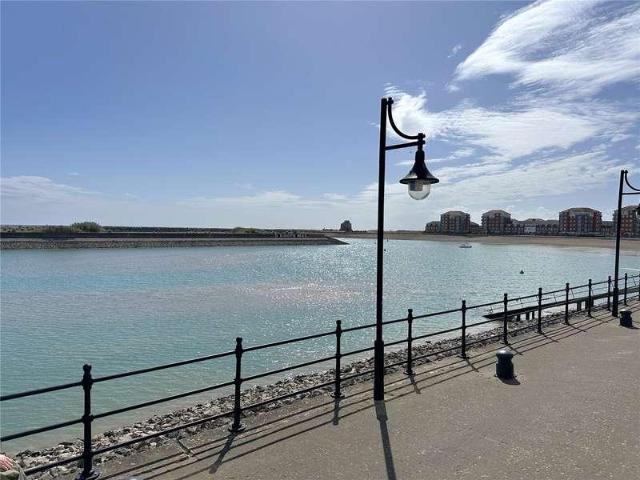 Flat for sale in Sovereign Harbour, Eastbourne
