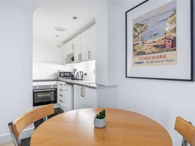 Flat for sale in Pimlico, Greater London
