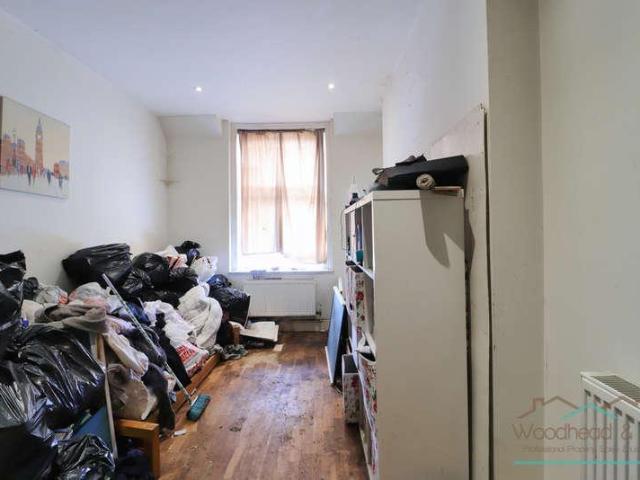 Flat for sale in Burrow's Bush, Wellingborough