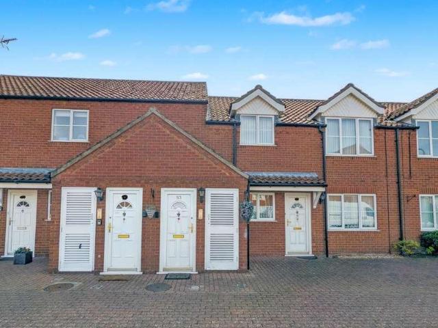 Flat for sale in Skegness, East Lindsey