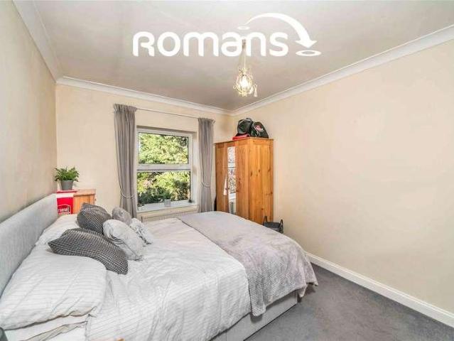 Flat for sale in Coley Park, Reading