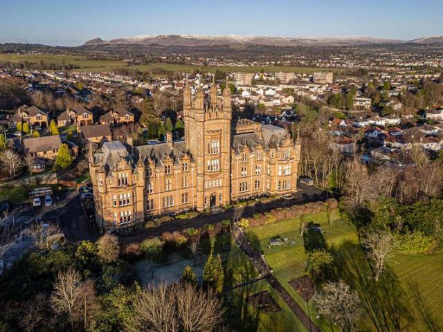 Flat for sale in Glasgow, Mosshead