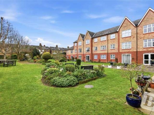 Flat for sale in Moulsham, Chelmsford
