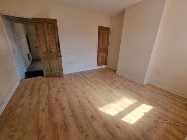 Flat for sale in Old Wharf, City Of Leicester