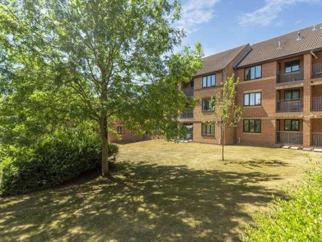 Flat for sale in East Bank, Norfolk
