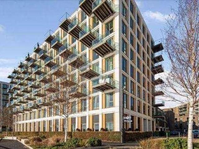 Flat for sale in Silvertown, Greater London