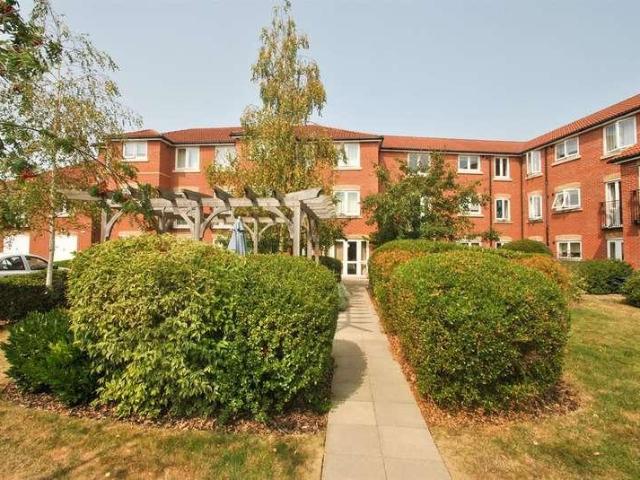 Flat for sale in Feckenham, City Of Bristol