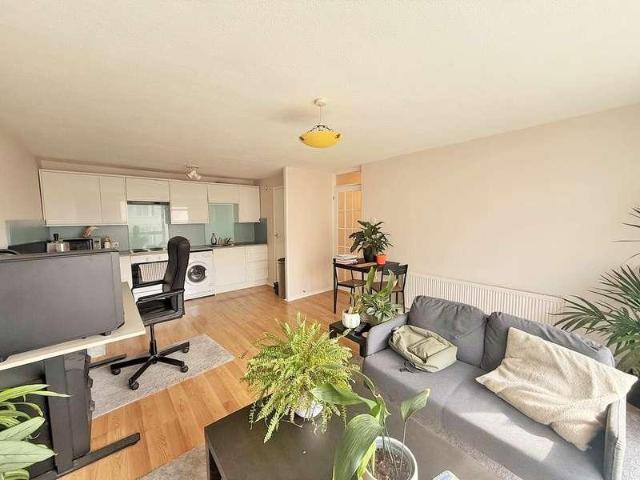 Flat for sale in Brunswick, Brighton & Hove