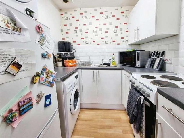 Flat for sale in Rushden