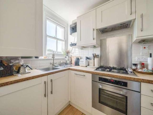 Flat for sale in London Borough of Lewisham, Greater London