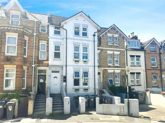 Flat for sale in West Cliff, Bournemouth