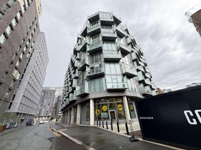 Flat for sale in City Centre, Salford