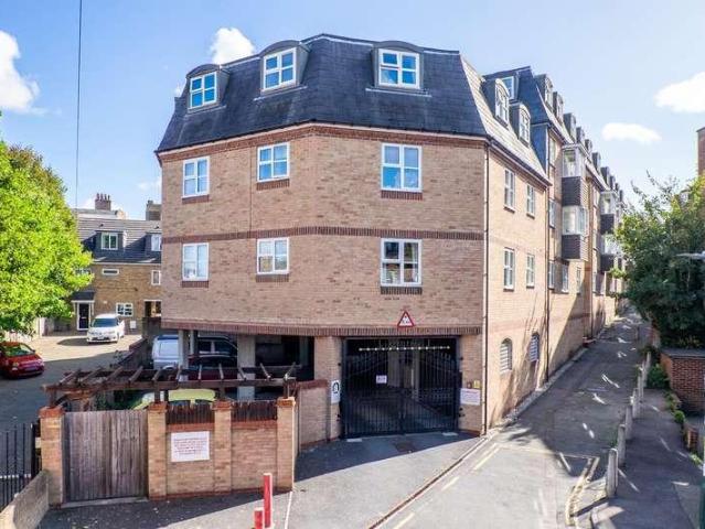 Flat for sale in Troy Town, Rochester