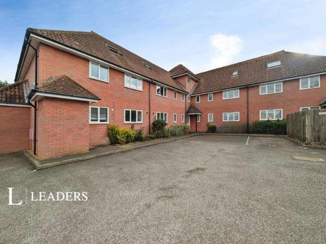 Flat for sale in Worthing, West Sussex