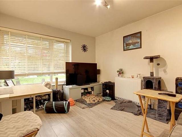 Flat for sale in Greater London