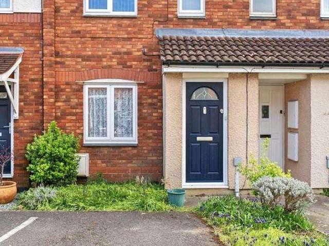 Flat for sale in Basingstoke, Basingstoke and Deane