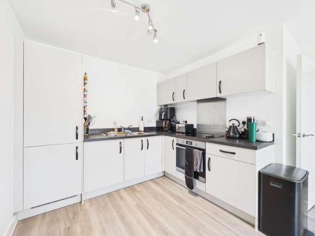 Flat for sale in Chippenham, Wiltshire