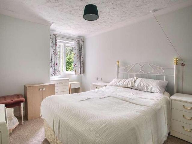 Flat for sale in Littleover, East Midlands
