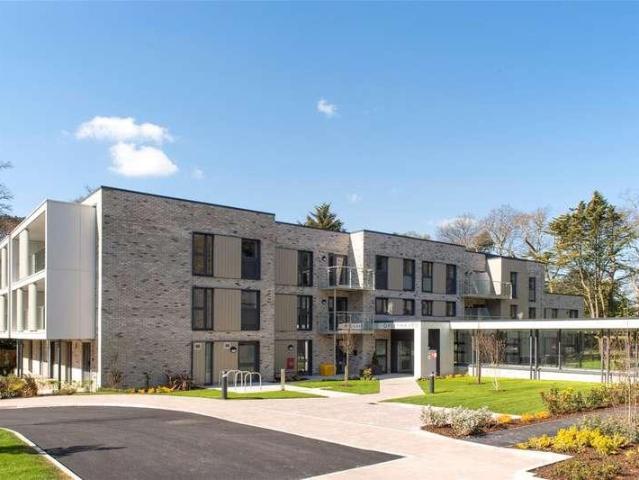 Flat for sale in Penn Hill, Poole