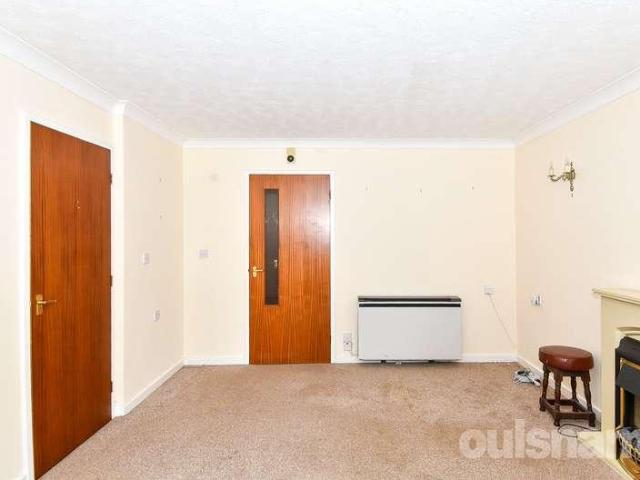 Flat for sale in Kings Heath, West Midlands