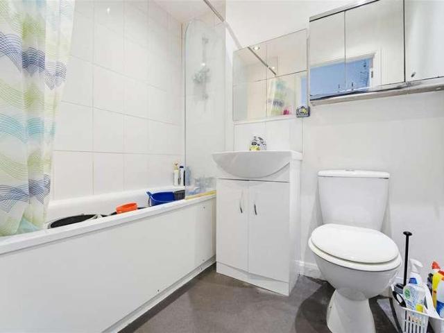 Flat for sale in Lower Halliford, Surrey