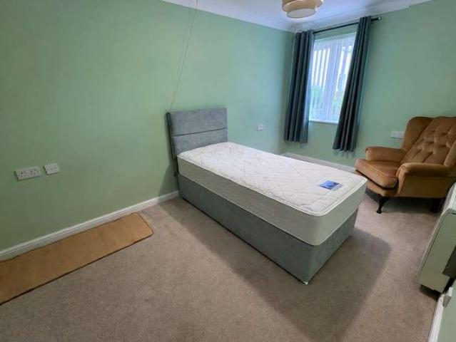 Flat for sale in Elburton Village, Plymouth