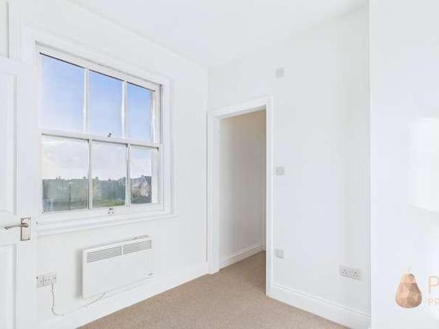 Flat for sale in West Worthing, Worthing