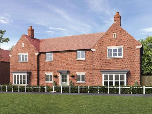 Flat for sale in Priest Down, Hampshire