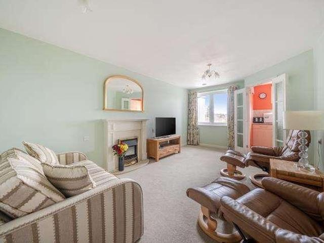 Flat for sale in Enborne, West Berkshire