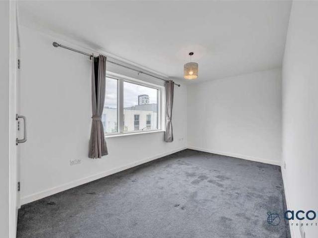 Flat for sale in London Borough of Brent, Greater London