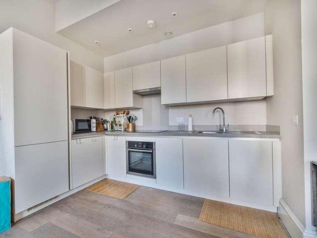 Flat for sale in Redcliffe, Feckenham