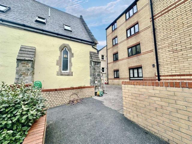 Flat for sale in Fort Hill, Kentisbury
