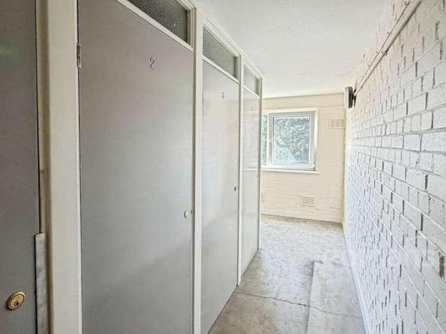 Flat for sale in Aldershot, Hampshire