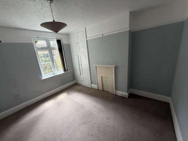 Flat for sale in Oldway, Livermead
