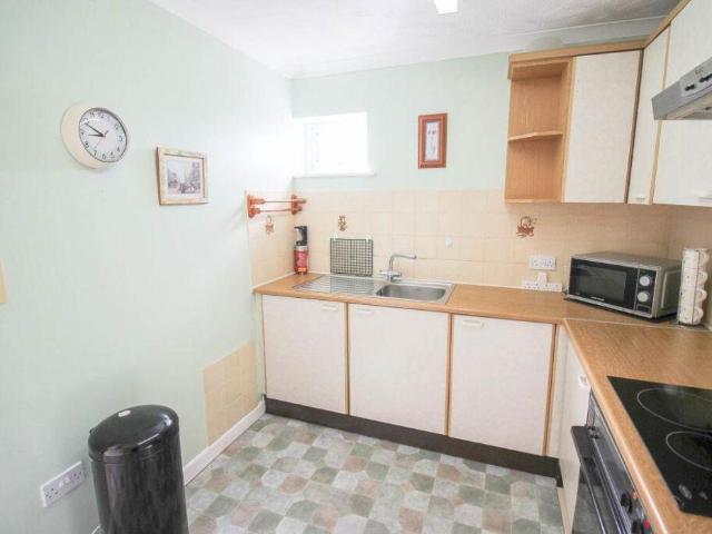 Flat for sale in Weston-super-mare, North Somerset