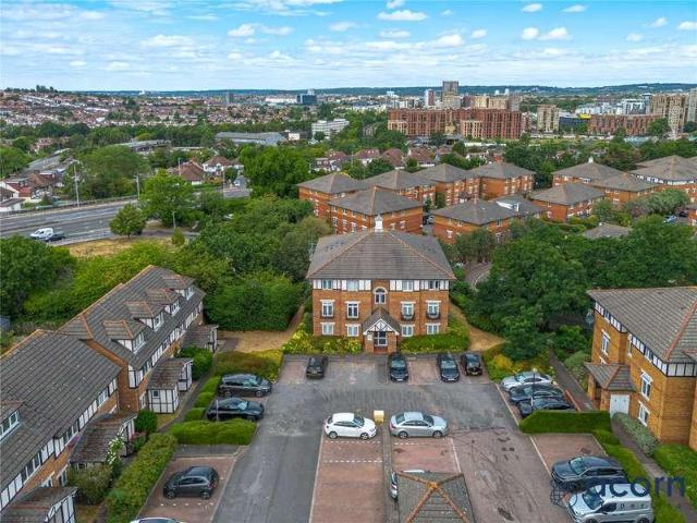 Flat for sale in Hendon Central, The Hyde